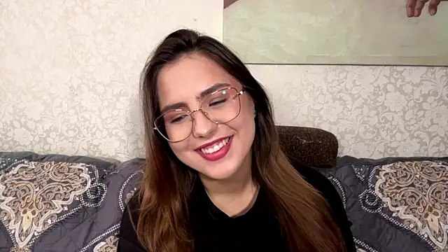 Mina_Aston webcam