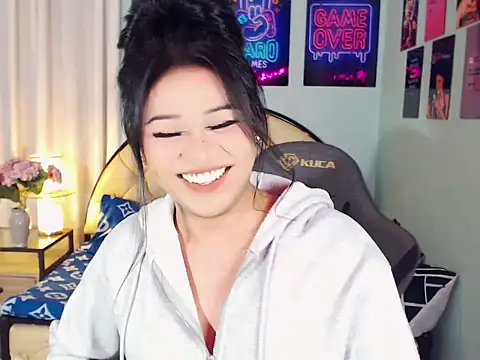 SexxyTsLoverr webcam