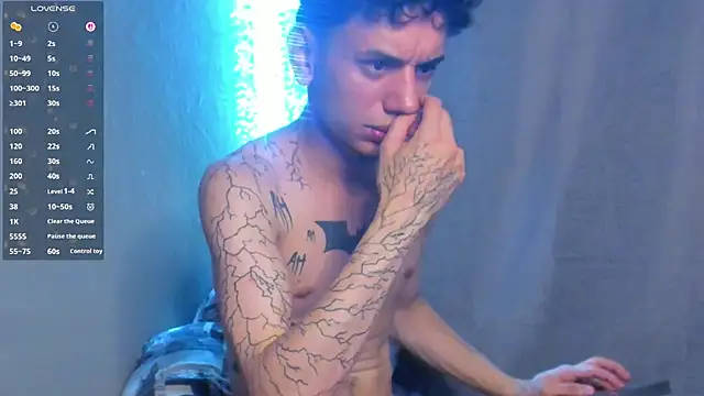 TheBatMansion live sex cam