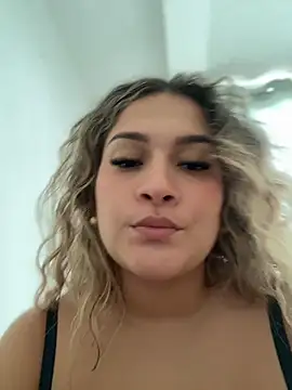 Sara_smiiith211