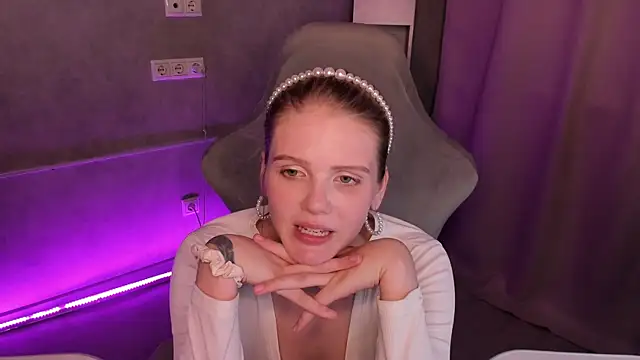 Alisa_Allison webcam