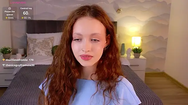SallyPinkman webcam