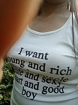 Nana-AsianWet webcam