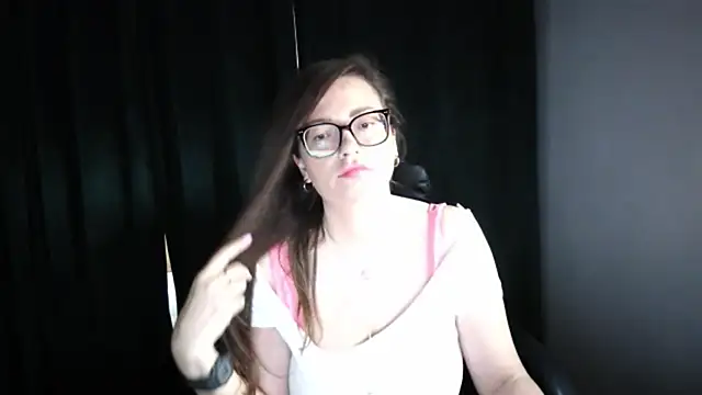 NoraMilf webcam