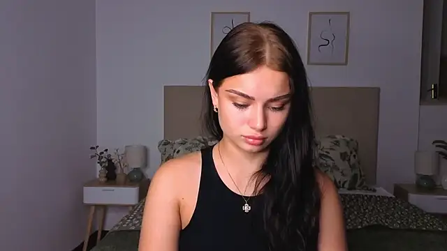 Silena_sky live cam on StripChat