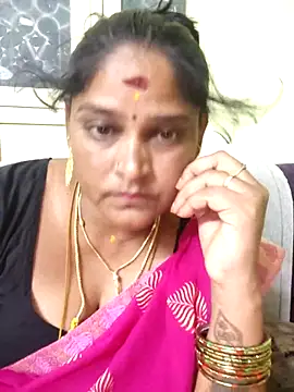 mynatamil143 live cam on StripChat