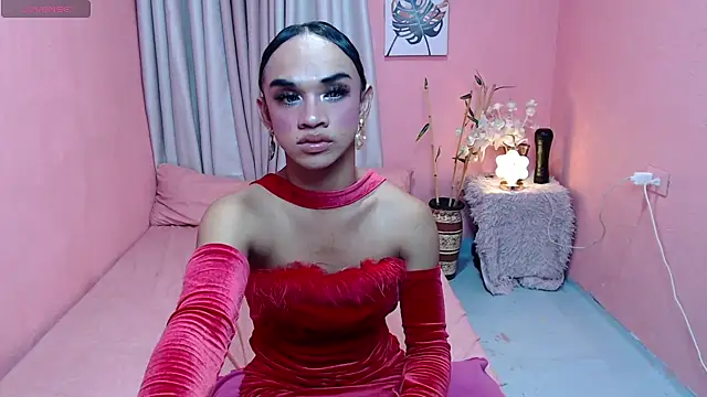 VivienneLuxe webcam