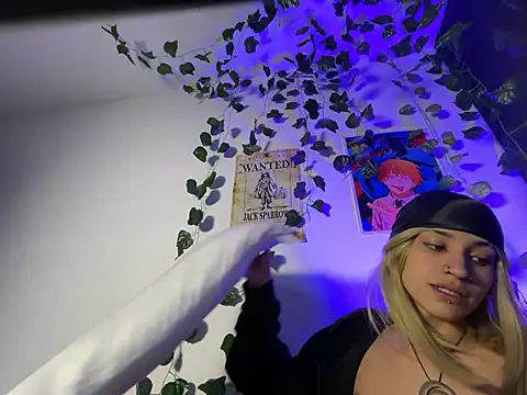 JohnnyJones_ webcam