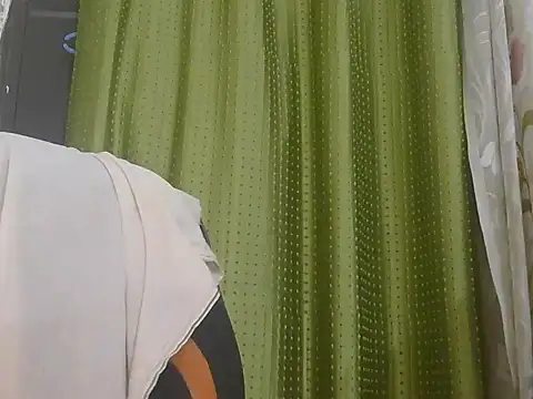 Stubborndesiboy webcam