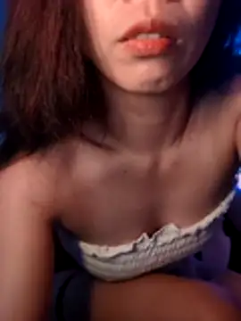 25sweetlilbunny webcam