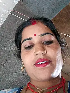 Hot_kamla