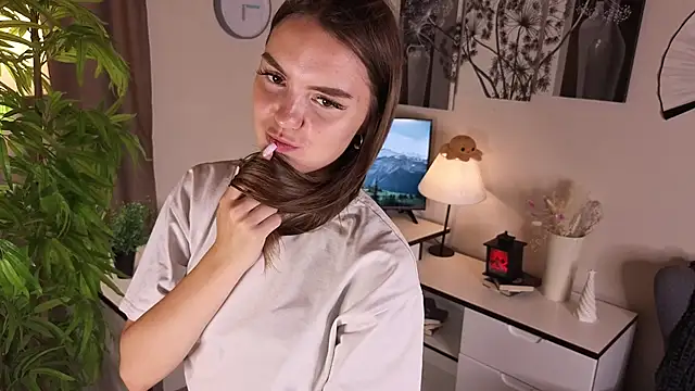 Nicole_Keller webcam
