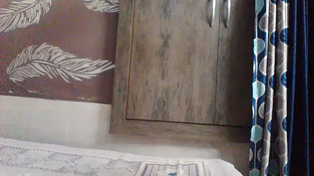 shalini_fire webcam