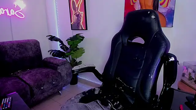 xLatinahotx webcam