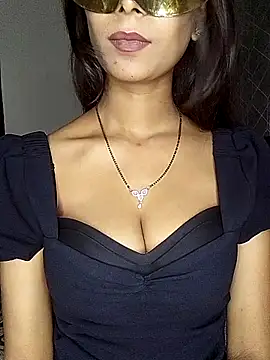 sexy_manvi25 live cam on StripChat
