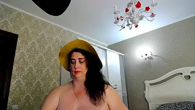 Evelyn_Shy webcam