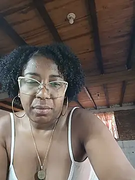 ChanneldelaCroix live cam on StripChat