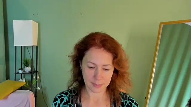 leticiaromano (F milf) - take off your bra under your dress