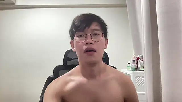 Passionatetwink2's live cam