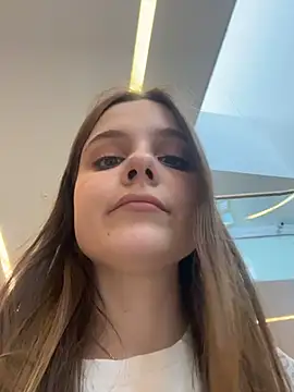Lunabelle_'s live cam