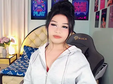 SexxyTsLoverr webcam