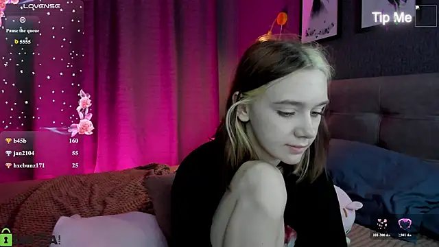 Lesi_Moonie01 webcam