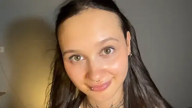 MayraLucarelli webcam