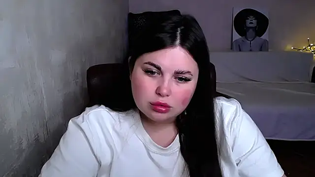 Emily_Mo webcam