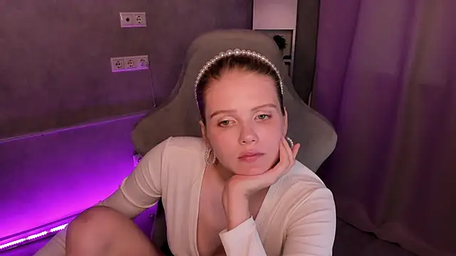 Alisa_Allison webcam