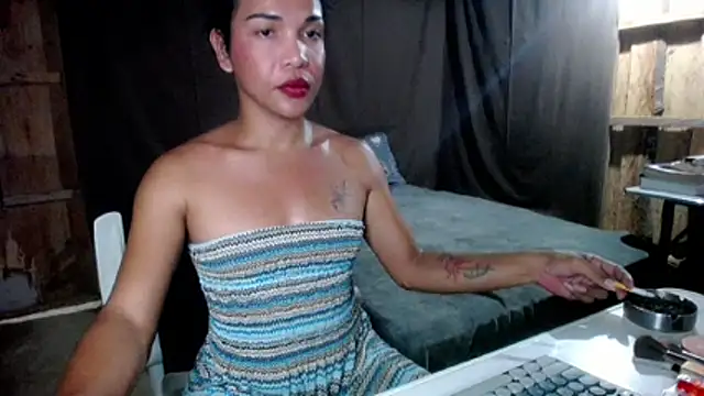 Precious_foryou webcam