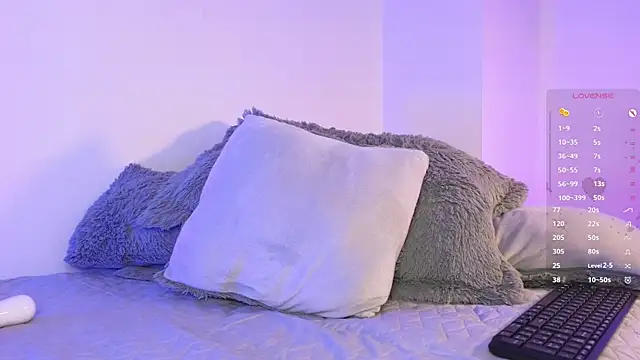 naty_saenz webcam