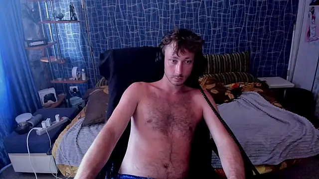 CuteBoy228 webcam