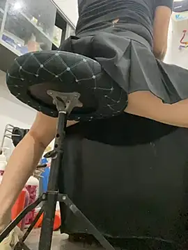 Ivy_Trix2 webcam