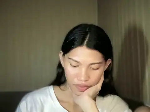 Yourgoddess_jayve webcam