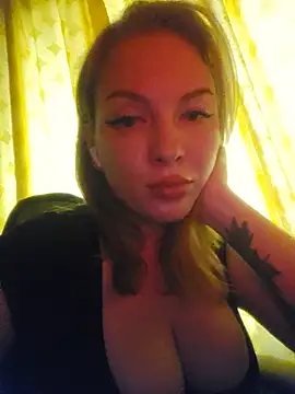 Katy_Brie webcam