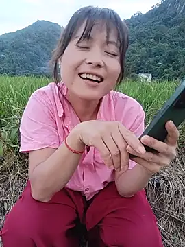Linda-yiyi webcam