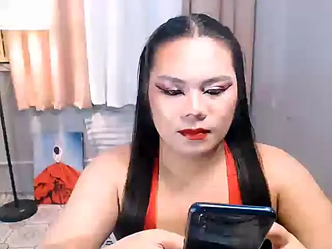 TSbrianaHugeCock webcam
