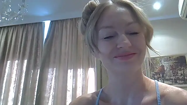 ZarinaSwift webcam