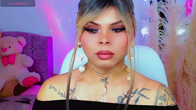 AdanKinng live cam on StripChat