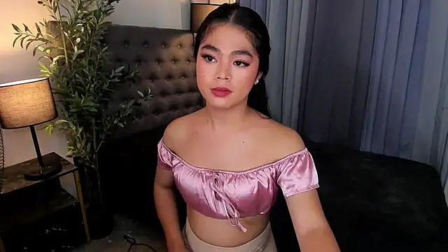 AsianHugecockAnna webcam