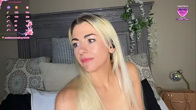 AllieFyre webcam