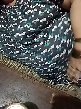 Simran_008 webcam