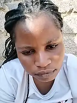 JuicyHoney_01 webcam