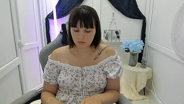 Vanilla_Vixen webcam
