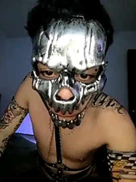 Knox_Black webcam