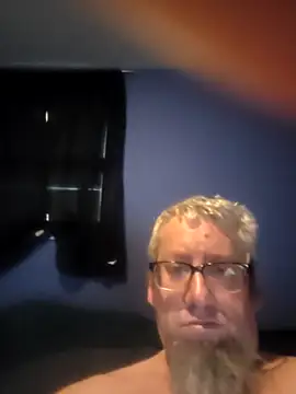 sneakyzekey420 webcam