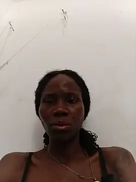 Prittty_slim_pussie webcam