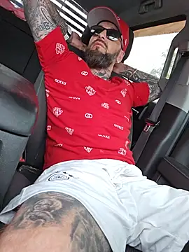 Beardedtattood webcam