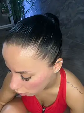 KrystalJade webcam