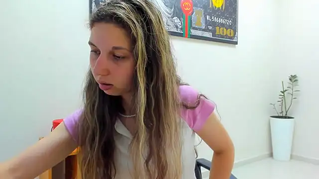 Ellina_Star webcam
